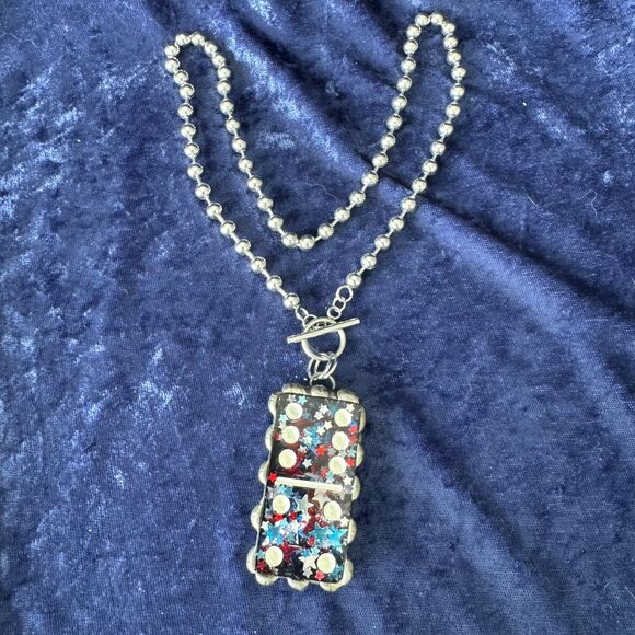 5/$25 Patriotic 10 Domino Necklace - Picture 6 of 8